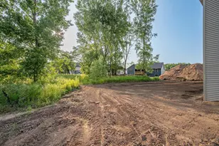 1631 Emerson Ct, Green Bay, WI 54313 - Photo 2