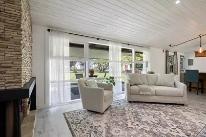 818 Gross Avenue, Green Bay, WI 54304 - Photo 6