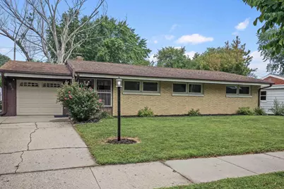818 Gross Avenue, Green Bay, WI 54304 - Photo 2