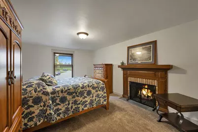 615 Mallard Court, De Pere, WI 54115 - Photo 2