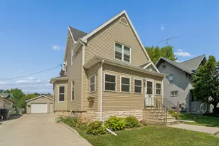 913 Wisconsin Ave, North Fond du Lac, WI 54937 - Photo 1