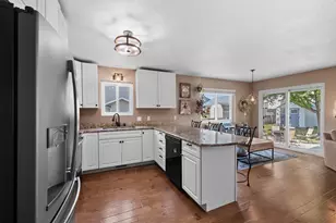 1258 Franco Ct, De Pere, WI 54115 - Photo 8
