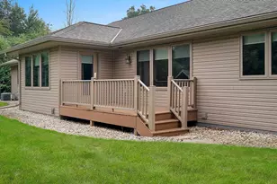 2474 Shady Oak Dr, Green Bay, WI 54304 - Photo 46