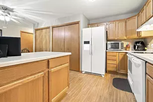1514 Watercress Cir, West Bend, WI 53095 - Photo 6