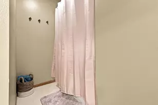 1514 Watercress Cir, West Bend, WI 53095 - Photo 22