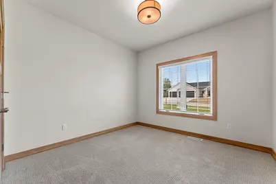 4049 Brussels Way, Howard, WI 54313 - Photo 40