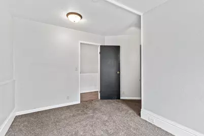 685 Franklin Street, Oshkosh, WI 54901 - Photo 12