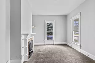 685 Franklin St, Oshkosh, WI 54901 - Photo 2