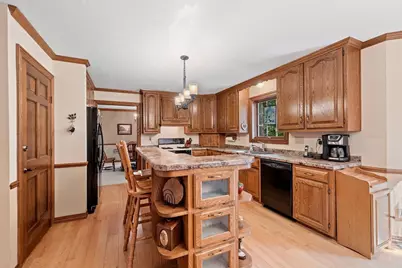 2495 Shady Oak Drive, Green Bay, WI 54304 - Photo 14