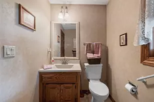 2495 Shady Oak Dr, Green Bay, WI 54304 - Photo 22