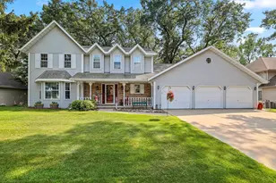 2495 Shady Oak Dr, Green Bay, WI 54304 - Photo 1