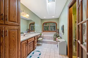 2495 Shady Oak Dr, Green Bay, WI 54304 - Photo 28