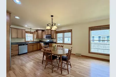 352 E 11th Street, Fond du Lac, WI 54935 - Photo 22