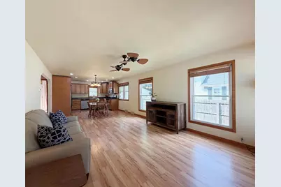 352 E 11th Street, Fond du Lac, WI 54935 - Photo 18