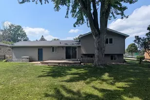 1640 S Westhaven Dr, Oshkosh, WI 54904 - Photo 4
