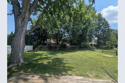 1640 S Westhaven Drive, Oshkosh, WI 54904 - Photo 6