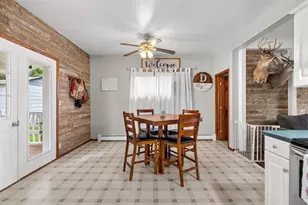 1010 S Pearl St, New London, WI 54961 - Photo 12