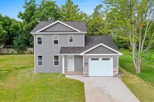 305 Evergreen Ln, Chilton, WI 53014 - Photo 1