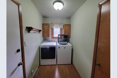 1004 Honey Creek Road, Oshkosh, WI 54904 - Photo 32