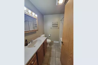 1004 Honey Creek Road, Oshkosh, WI 54904 - Photo 24