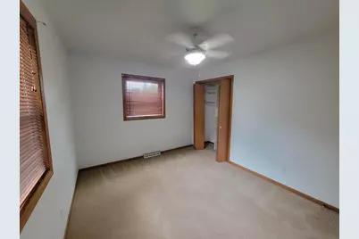 1004 Honey Creek Road, Oshkosh, WI 54904 - Photo 22