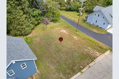 305 E Armstrong Street, Gillett, WI 54124 - Photo 4