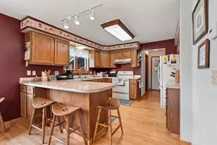 240 Alpine Dr, Shawano, WI 54166 - Photo 10