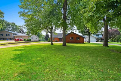 240 Alpine Drive, Shawano, WI 54166 - Photo 2
