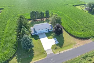 N11832 W Line Rd, Brownsville, WI 53006 - Photo 26