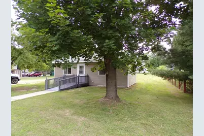 422 High Street, Wild Rose, WI 54984 - Photo 2