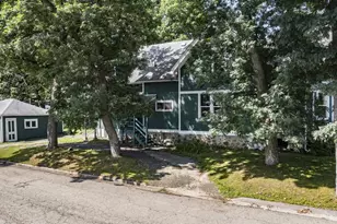 603 W Fulton St, Waupaca, WI 54981 - Photo 2
