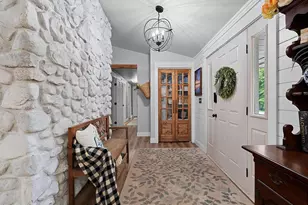 915 Lacount Rd, Green Bay, WI 54313 - Photo 10