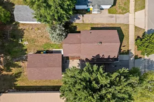 809 Miller St, Marinette, WI 54143 - Photo 34