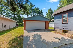 809 Miller St, Marinette, WI 54143 - Photo 4