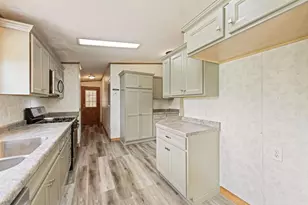 N3355 Bay De Noc Dr, Menomonie, MI 49858 - Photo 10