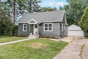 514 Josslyn St, Oshkosh, WI 54902 - Photo 1