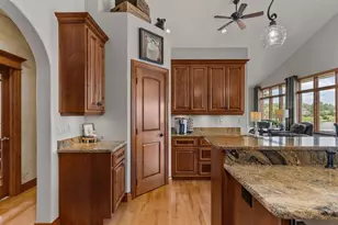1056 Harbor Lights Rd, Suamico, WI 54173 - Photo 18