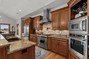 1056 Harbor Lights Rd, Suamico, WI 54173 - Photo 16