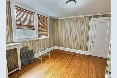 628 W Irving Avenue, Oshkosh, WI 54901 - Photo 12