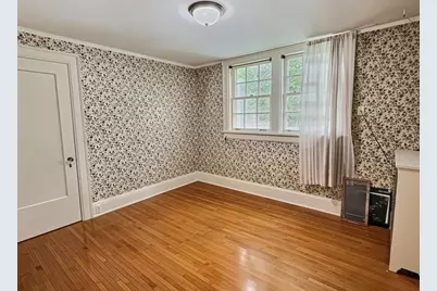 628 W Irving Avenue, Oshkosh, WI 54901 - Photo 14