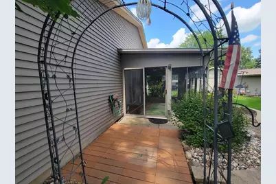 105 Tamarack Circle, Hartford, WI 53027 - Photo 38