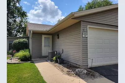 105 Tamarack Circle, Hartford, WI 53027 - Photo 2