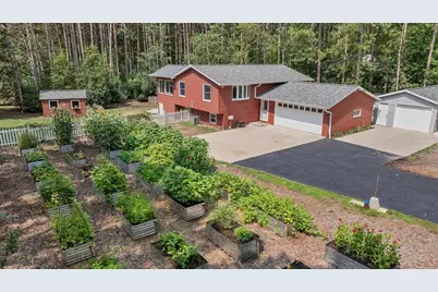 4057 St Francis Park Drive, Suamico, WI 54313 - Photo 36