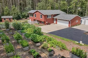 4057 St Francis Park Dr, Suamico, WI 54313 - Photo 36