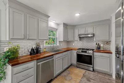 4057 St Francis Park Drive, Suamico, WI 54313 - Photo 10