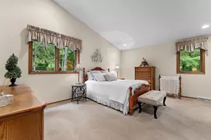 2727 Brook Hills Dr, Suamico, WI 54313 - Photo 22