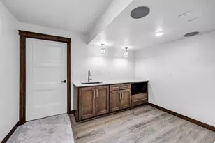 2157 Fox Pt Cir, De Pere, WI 54115 - Photo 34