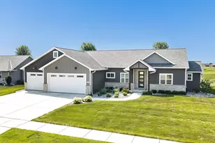 2157 Fox Pt Cir, De Pere, WI 54115 - Photo 50