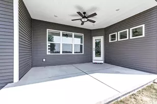 2157 Fox Pt Cir, De Pere, WI 54115 - Photo 44