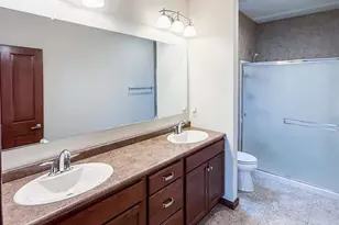 1636 Oak Hollow Ln, Neenah, WI 54956 - Photo 12